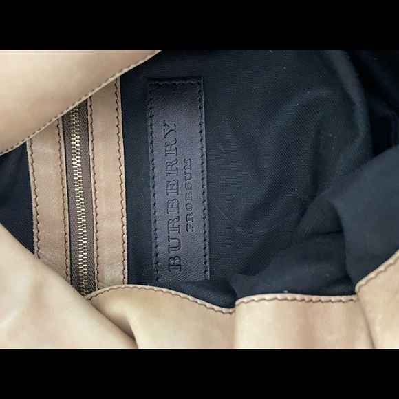 Burberry tote - Picture 5 of 13